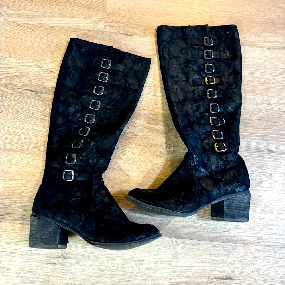 Tall dress boots from Filly Flair. Black Suede